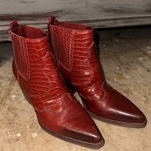 Sam Edelman Winona RED Wingtip Ankle Booties Sz 6 ***EUC***